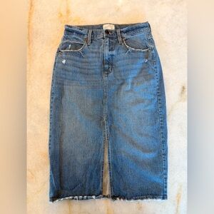 Universal Threads Classic Denim Midi Skirt Sz 8